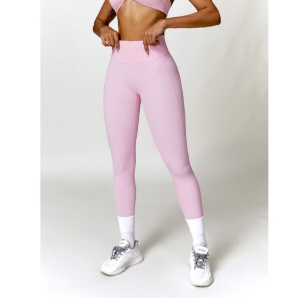 Streçe rozë sportive me përshtatje perfekte
