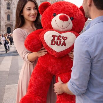 Arush i madh 150 cm me mesazh TË DUA në sfond të bardhë